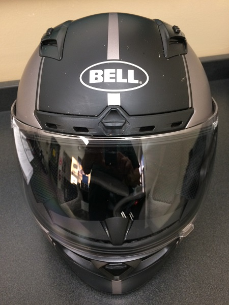 Bell qualifier best sale dlx review