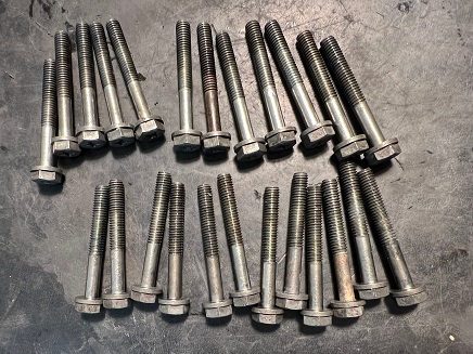 Kawasaki KZ650 cylinder head cover bolts