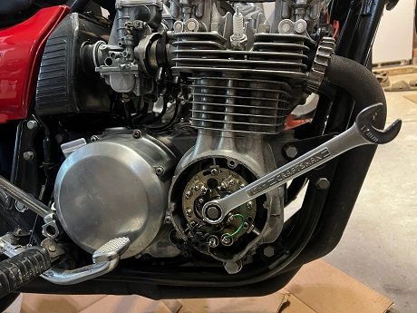 Kawasaki KZ650 correct valve clearance