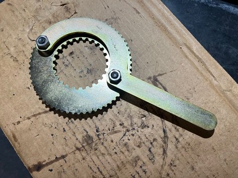 1974 Commando clutch removal