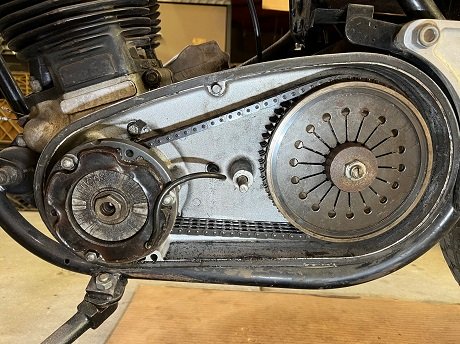 primary chain removal Norton Commando